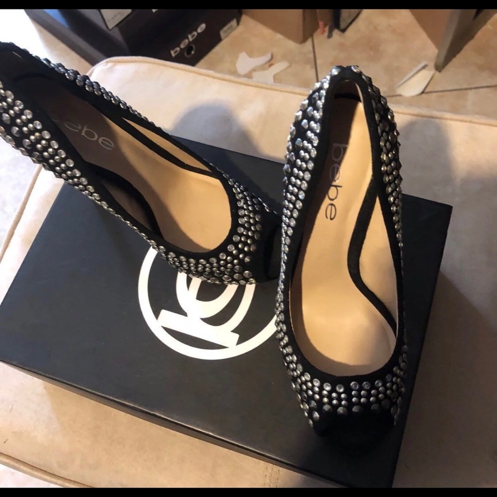 Bebe Size 6 NEW!!!!